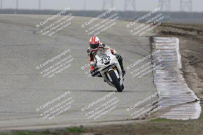 media/Nov-29-2025-TrackDaz (Sat) [[10ae2d9bce]]/B Group/Session 3 (Outside Grapevine)/